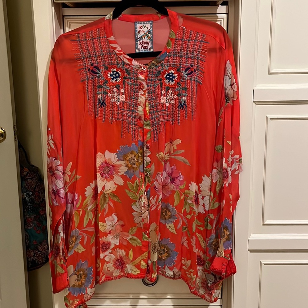 Johnny Was Red long sleeve button down blouse large